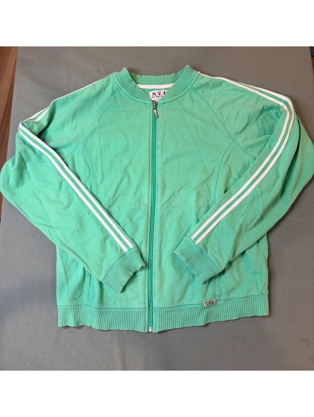 New York Laundry Green Zip-Up Sweatshirt with White Stripes M